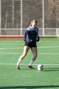 Bild 43 - wBJ VfL Pinneberg2 - Eimsbuttler TV 3 : Ergebnis: 5:0